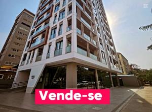 Vende-se Apartamento Tipo 3 no Condomínio Cera