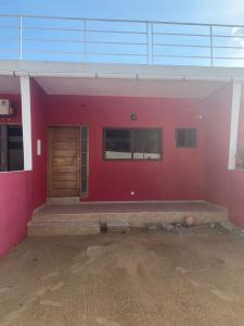 Vendo T1 em condomínio de 6 casas na Matola