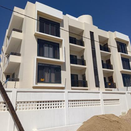 Vende-se luxuoso apartamento, tipo3 no bairro da costa do sol continuidade do triunfo 2