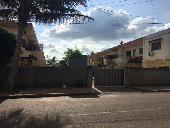 Vende-se Apartamento T2 com móveis na cidade da matola