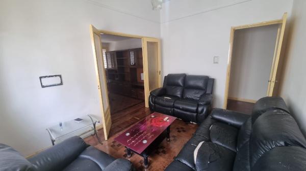 VENDE-SE APARTAMENTO T3 NA POLANA CIMENTO 🎁