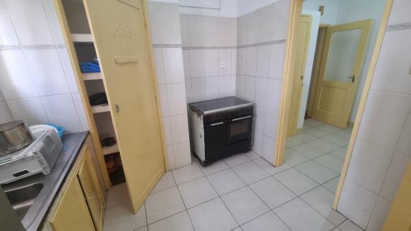 VENDE-SE APARTAMENTO T3 NA POLANA CIMENTO 🎁