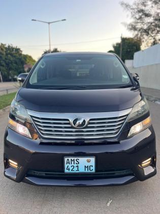 Toyota | Vellfire | Automático | 2.4 | 8 lugares 🎁