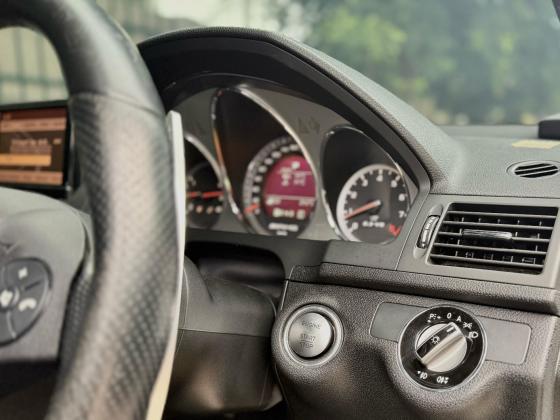 MERCEDES-BENZ | C63 | 2011 | RECÉM-IMPORTADO 🎁