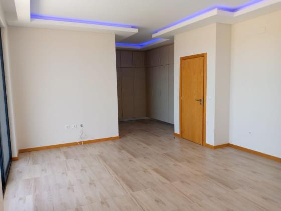 Vende-se Moradia, tipo5 no bairro da Costa do Sol Dona Alice