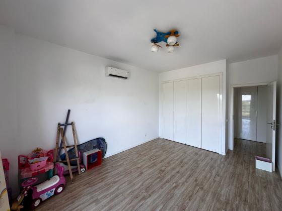 Vende-se apartamento, tipo3 no bairro da costa do sol Dona Alice Condominio 4Life