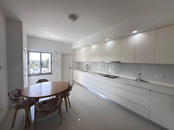 Vende-se apartamento, tipo3 no bairro da costa do sol Dona Alice Condominio 4Life