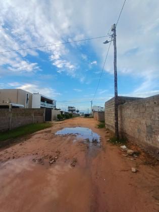 Transpasse de 4 propriedades para habitação no bairro da costa do sol Mapulene