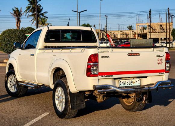 Toyota Hilux D4D 2014 Recém importado