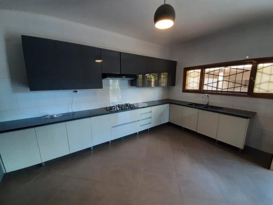 Arrenda-se Casa Tipo 4 na Matola Hanhane