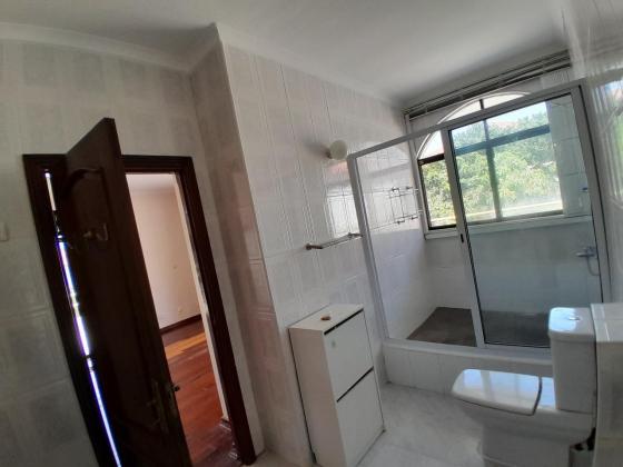 Vende-se Moradia T.4 na Sommerschield
