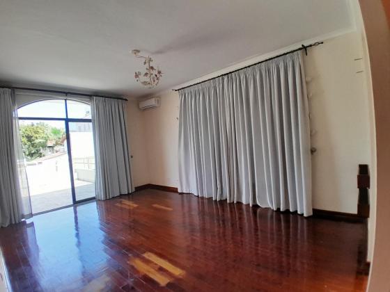 Vende-se Moradia na Sommerschield