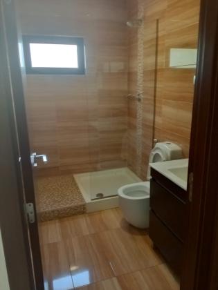 Área do terreno 1600 m²I
SUPER MORADIA DÚPLEX INDEPDNDENTE TIPO-12 + 8 na AV AG.NETO PRÓXIMO AO HOSP. CENTRAL ,  NA POLANA USD 2.650.000