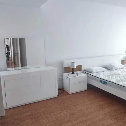 Apartamento T3 mobilado no Platinum