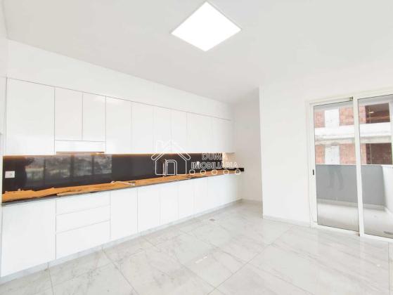 Apartamento T3 no Condomínio Oliveira