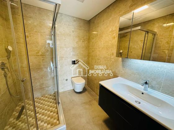 Apartamento T3 novo no Park Moza