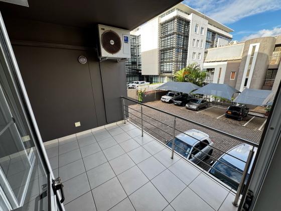 ARRENDA-SE APARTAMENTO T2 MOBILIADO NO CONDOMÍNIO SUN VIEW -SOMMERSCHILD