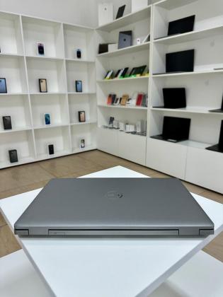 Dell Latitude 5520 i5 11th 8GB RAM 256GB SSD