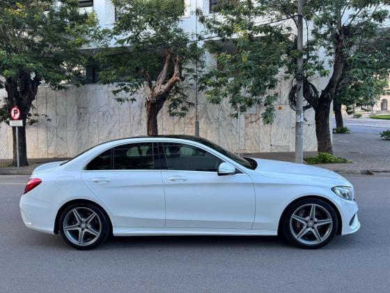 MERCEDES BENZ EM ALUGUER