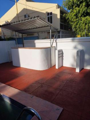 vende-se moradia geminada próximo ao parquinho