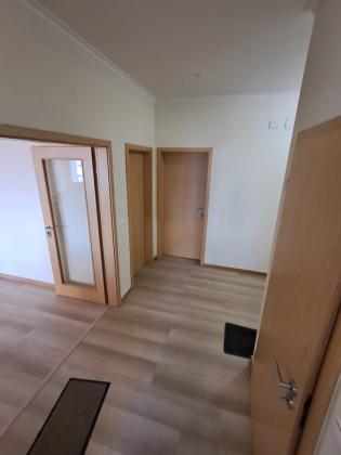 ARRENDO APARTAMENTO T3 MOBILADO
