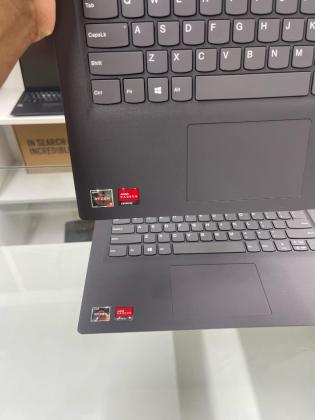 Lenovo ideapad AMD 11th 8GB RAM 256GB SSD