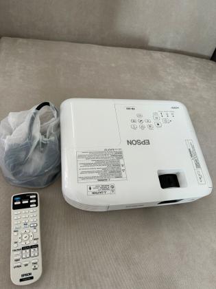 Projetor Epson EB-01 3.300 Lumens 1024X768