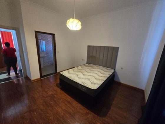 Arrenda-se Apartamento T3 no Condomínio Queens village