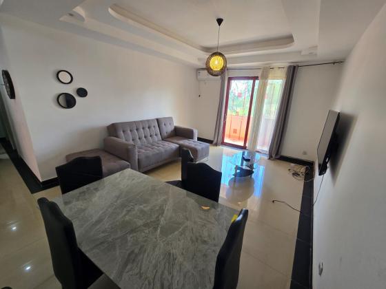 Arrenda-se Apartamento T3 no Condomínio Queens village