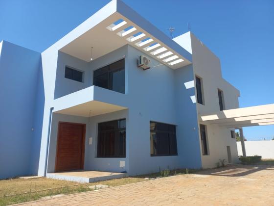 Vende-se T3 Marracuene Zintava Com DUAT a 1min da Estrada Circular e Av: Dom Alexandre 