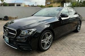 MERCEDES-BENZ | E220D AMG | 2019 | RECÉM-IMPORTADO🎁