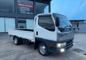 Mitsubishi | Canter | 2000kg | 4×4 | Recém-importada 🎁