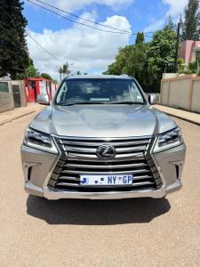 LEXUS 570