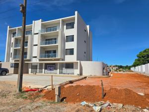 Primeiro Edificio Multifamiliar com 8 apartamentos de luxo com vista- Katembe