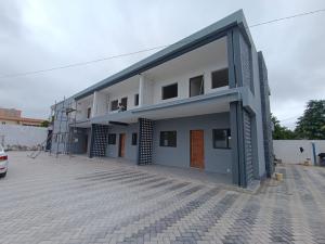 ARRENDO APARTAMENTO T2 & T1