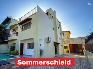 Arrenda-se Duplex T.5 na Sommerschield
