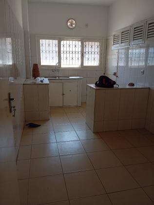 Apartamento T3, no Bairro da Coop