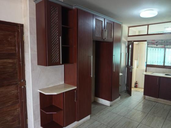 Apartamento T3, no Bairro da Polana