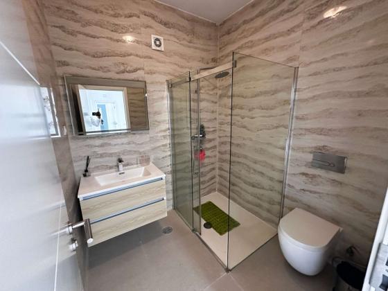 Vende-se Espaçoso Apartamento T3 3wcs moderna com piscina e ginásio no condomínio 4 life, dona alice