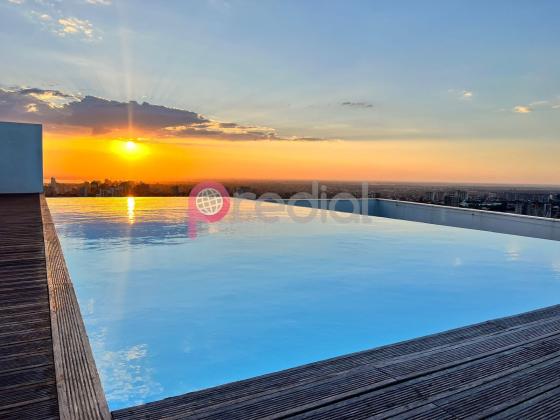 🪧*Vende-se: Apartamento T3 com móveis📍Platinum Residence, Av. Julius Nyerere.*