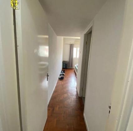 Vende-se apartamento T3 na Polana Cimento 🎁