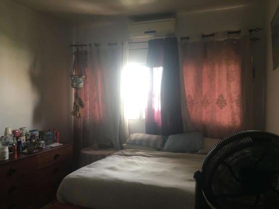 Vende-se Espaçoso Apartamento T3 2wcs com estacionamento na rua da França,  coop