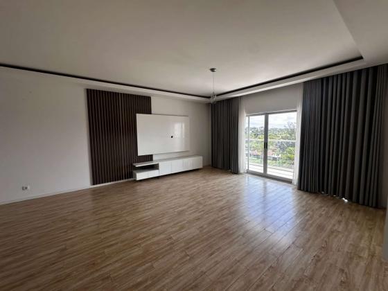 Vende-se Espaçoso Apartamento T3 3wcs moderna com piscina e ginásio no condomínio 4 life, dona alice