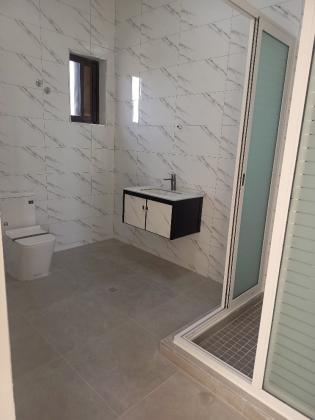 Vende-se Moradia, tipo4 no bairro da costa do sol Mapulene