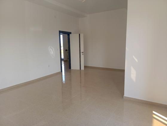 Vende-se Moradia, tipo4 no bairro da costa do sol Mapulene