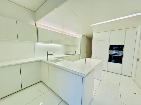 Vende-se apartamento, tipo2 no bairro da Polana Edifício JN130