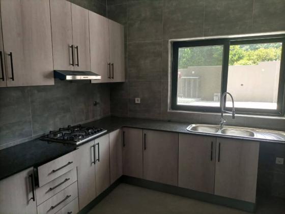 Arrenda-se apartamentos, tipo3 na Cidade de Matola