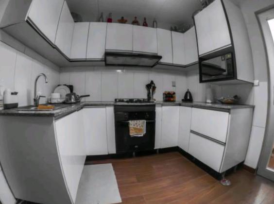 Arrenda-se apartamento, tipo4 no condomínio casa Jovem
