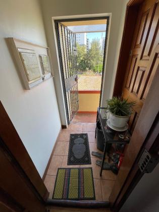 Vende-se apartamento, tipo3 no bairro da Polana