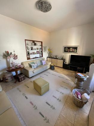 Vende-se apartamento, tipo3 no bairro da Polana